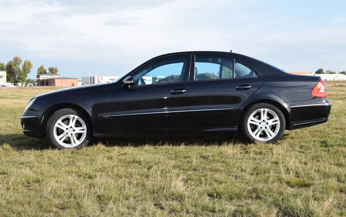 Mercedes-Benz Klasa E cena 26900 przebieg: 332000, rok produkcji 2007 z Legnica małe 596